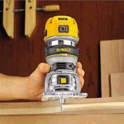 DeWalt D26200 1/4" Compact Palm Router 900w 10 DeWalt D26200 1/4" Compact Palm Router 900w -Draper || DeWALT || Stanley Sales 0062065 700