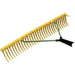 Jost 32 Tooth Plastic Rake With Wooden Shaft