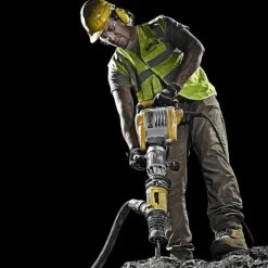 DeWalt D25902K Demolition Hammer 10 Kilo SDS-Max 110V 11 DeWalt D25902K Demolition Hammer 10 Kilo SDS-Max 110V -Draper || DeWALT || Stanley Sales 0093367 700