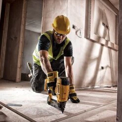 DeWalt DCN680N 18V XR 18Ga Brad Finish Nailer Body Only -Draper || DeWALT || Stanley Sales 0095256 700