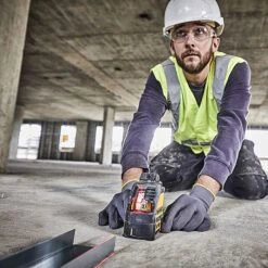 Dewalt DW088K Line Laser Self Levelling Cross Line Laser 3xAA 10 Dewalt DW088K Line Laser Self Levelling Cross Line Laser 3xAA -Draper || DeWALT || Stanley Sales 0095340 700