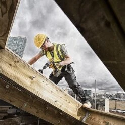 DeWalt DCD996X1 18V XR Brushless Combi Hammer Drill With 1 X FlexVolt 9.0Ah Battery -Draper || DeWALT || Stanley Sales 0095384 700