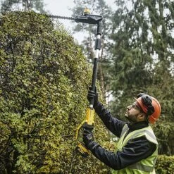 DeWalt DCMPH566N Brushless 18v XR Pole Hedge Trimmer Body Only -Draper || DeWALT || Stanley Sales 0095483 700