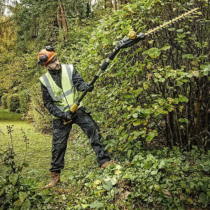 DeWalt DCMPH566P1 18V XR Brushless Pole Hedge Trimmer 1 X 5.0Ah Battery 7 DeWalt DCMPH566P1 18V XR Brushless Pole Hedge Trimmer 1 X 5.0Ah Battery - Image 5