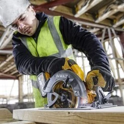 DeWalt DCS578X2 54V FlexVolt High Power Circular Saw 190mm 2 X 9.0Ah Batteries -Draper || DeWALT || Stanley Sales 0096313 700