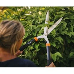 Fiskars HS21 Solid Hedge Shears 1026827 -Draper || DeWALT || Stanley Sales 0098221 700