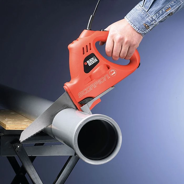 Black & Decker KS890ECN 400W Scorpion Powered Hand Saw 230V 7 Black & Decker KS890ECN 400W Scorpion Powered Hand Saw 230V - Image 5