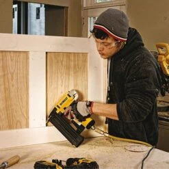 DeWalt DPN1850-XJ 50mm 18G Air Straight Brad Nailer DPN1850 -Draper || DeWALT || Stanley Sales 0098530 700