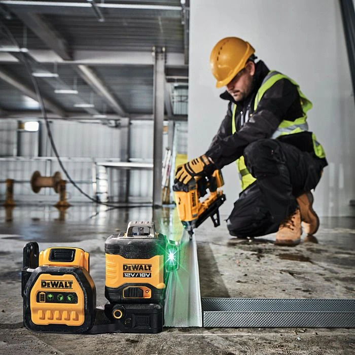 DeWalt DCE089NG18 12V/18V Multi-Line Green Laser Body Only 7 DeWalt DCE089NG18 12V/18V Multi-Line Green Laser Body Only - Image 5