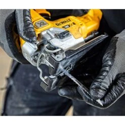 DeWalt DCS334N 18V XR Brushless Jigsaw Body Only 11 DeWalt DCS334N 18V XR Brushless Jigsaw Body Only -Draper || DeWALT || Stanley Sales 0099961 700