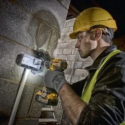 DeWalt DCK266P2T 18V Brushless DCF887 Impact Driver & DCD796 Combi Drill Twinpack 2 X 5.0Ah Batteries -Draper || DeWALT || Stanley Sales 0100571 700