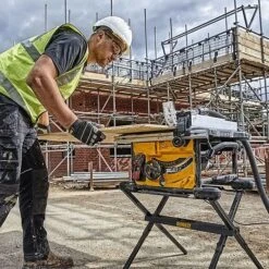 DeWalt DWE7485 210mm Compact Table Saw -Draper || DeWALT || Stanley Sales 0100641 700