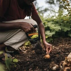 Fiskars Solid Hand Bulb Planter -Draper || DeWALT || Stanley Sales 0103081 700