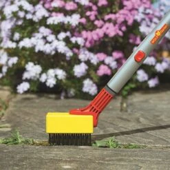Wolf-Garten Wolf Garten Multi-Change Weeding Brush & Garden Scraper 8 Wolf-Garten Wolf Garten Multi-Change Weeding Brush & Garden Scraper -Draper || DeWALT || Stanley Sales 0103570 700