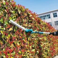 Makita DUN461WZ 18V Telescopic Pole Hedge Trimmer Body Only -Draper || DeWALT || Stanley Sales 0104073 700