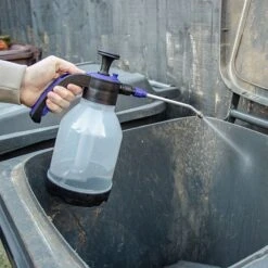 Defenders Hand Pump Pressure Sprayer 1.5L -Draper || DeWALT || Stanley Sales 0105810 700